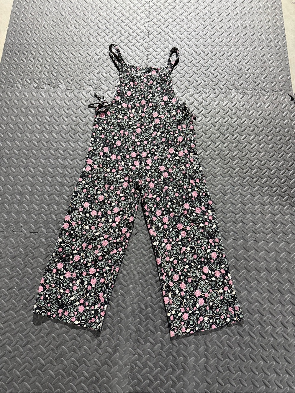 Belle Du Jour Black and Pink Floral Paisley Top